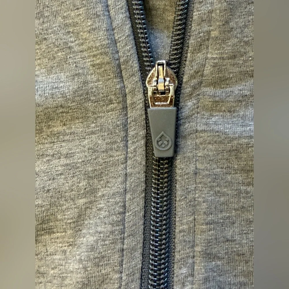 Tasc Performance Jacket Mens Sz S Gray Full Zip Athletic Organic Cotton Bamboo